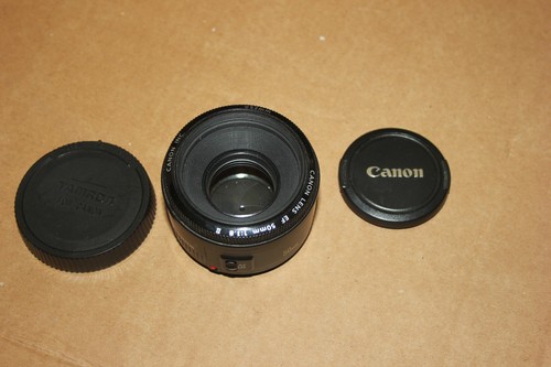 Canon 8 ii - f/1.8,
